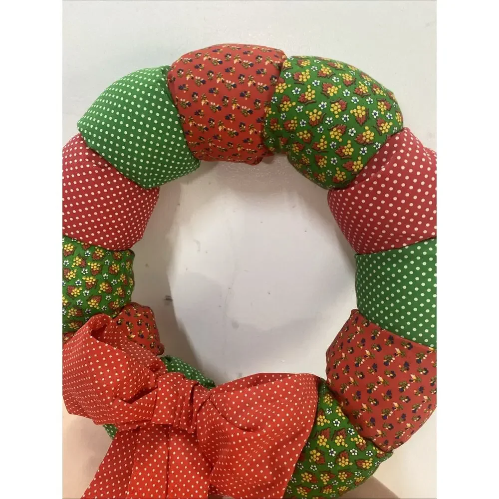 Vintage 70's Wreath Quilted Stuffed Fabric Handmade Retro Cottagecore Country...